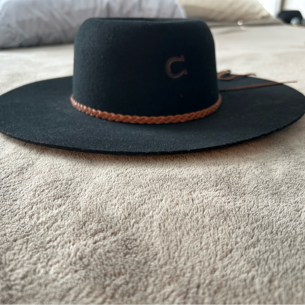 Charlie 1 Horse Wonderlust hat, felt black
